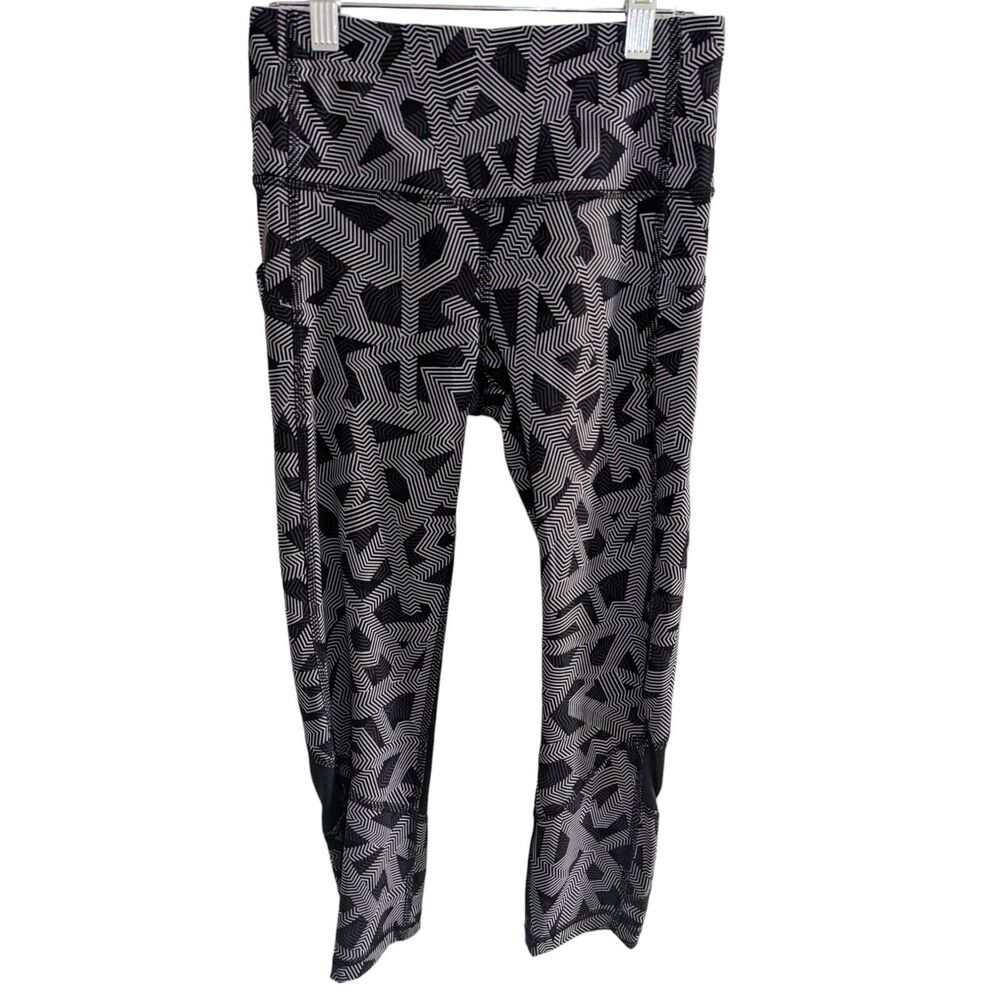 Lululemon Size 4 Pace Rival High Rise Crop Leggings Labyrint Black Light Pull On